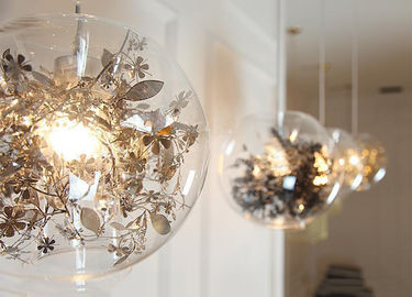 le pendant accrochant de globe de l'embrouillement 100W allume l'éclairage de boule en verre avec la couleur d'or
