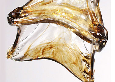 Lustre décoratif à la maison léger de fer travaillé du noir 8 avec la nuance en verre ambre