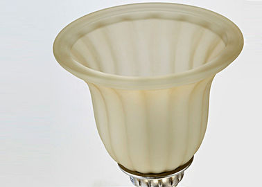 Le lustre moderne léger du fer 3 travaillé s'allume/éclairage pendant avec des nuances pour la villa