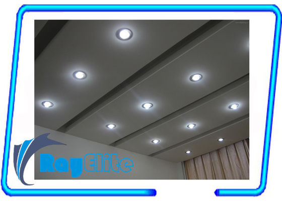 la tri couleur 3in1 a mené la tache de RVB avec le radiateur en aluminium de commande numérique par ordinateur, appareil d'éclairage dimmable de DMX LED