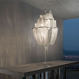 Éclairage à chaînes de lustre de lustres contemporains argentés d'hôtel