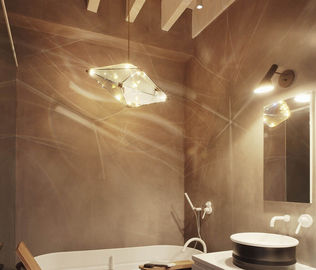 Lumière moderne en verre de suspension de forme de diamant populaire pour l'hôtel de restaurant de barre