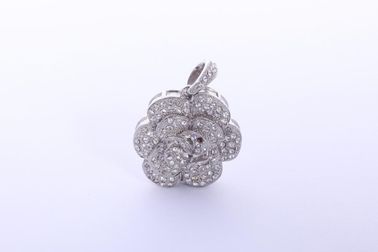 Lecteur pendant 2,0 4GB 8GB 16GB d'instantané d'USB de bijoux de fleur argentée mignonne