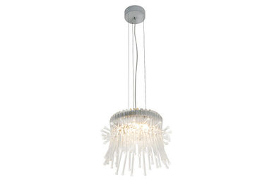 Le groupe en verre a ensemble mené le lustre s'allumant autour de la lampe pour illuminer votre espace à la maison