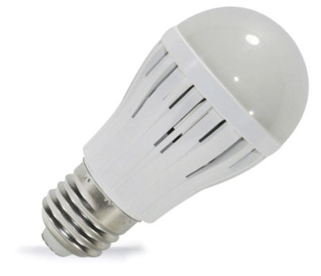 les ampoules en plastique de Cree de 9W E27/GU10 650LM IP45/globe d'Epistar LED instruit le CE