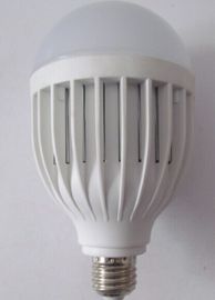 Hautes usines de logement en plastique d'ampoules de globe du lumen 12W 1150LM IP45 Epistar LED