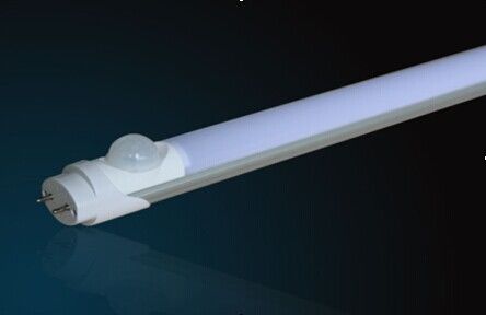 19 W T8 SMT ont mené le tube de lumière fluorescente la sonde infrarouge de 4 pi pour se garer