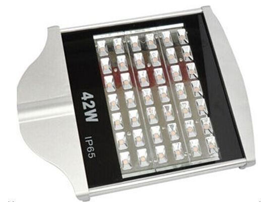 42W refroidissent le Cree blanc/le CE extérieur des réverbères d'Epistar LED 4050lm/RoHS/FCC