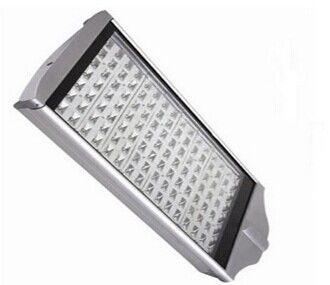 142 W 13500lm chauffent les montages blancs IP65 d'éclairage routier de LED pour la région de sport