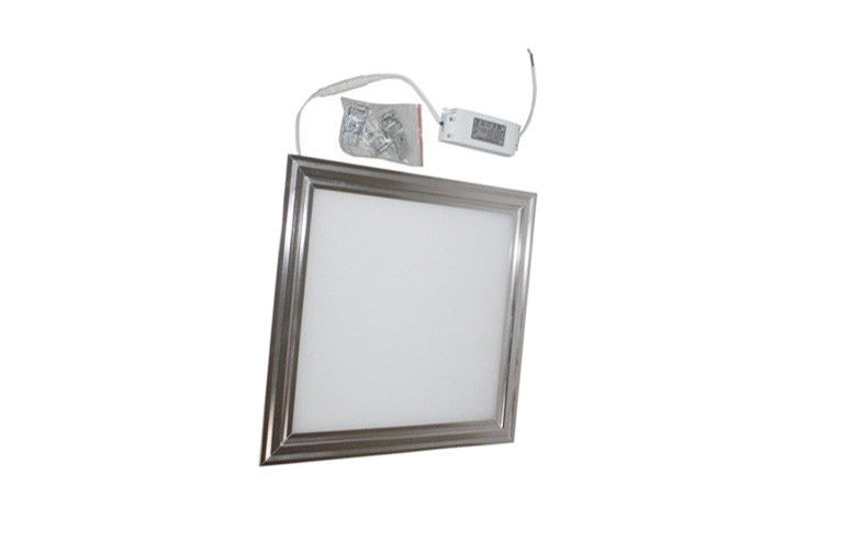 Haut 18W lumineux Ra80 300 x l'écran plat 300 enfoncé a mené les plafonniers 3000k/4000k
