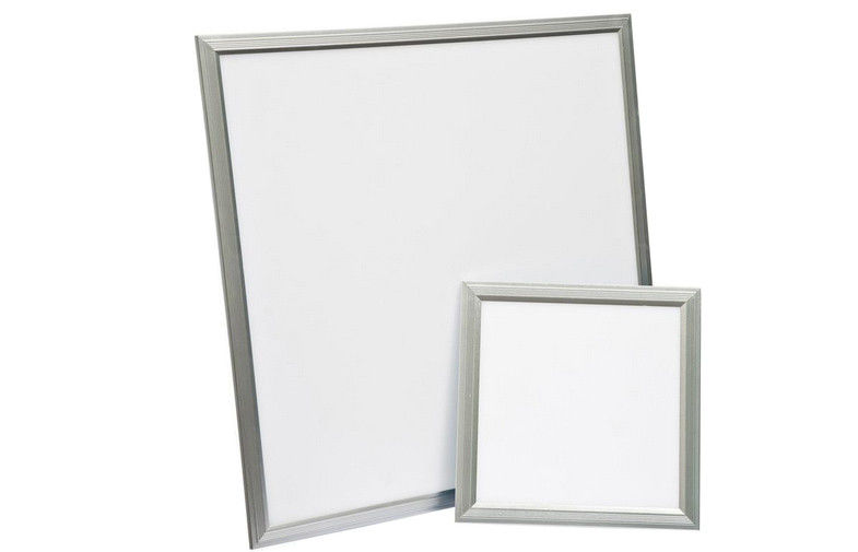 Le panneau de plafond d'intérieur de 36W 600x600 LED a suspendu le voyant de LED pour l'immeuble de bureaux